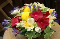 3,000 Yen Bouquets