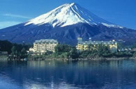 Located on Lake Kawaguchi