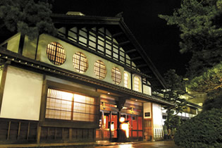 Photo from Kaga-Hakusan Tourism, Hot Springs and Sightseeing around Kaga and Hakusan in Ishikawa Prefecture