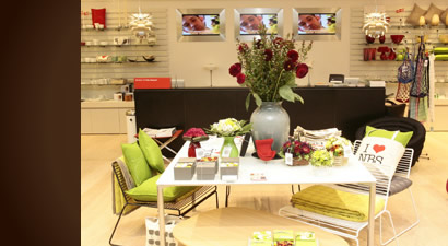 Photo from Nicolai Bergmann Sumu, Flower & Interior Design Shop in Tokyo Midtown Roppongi, Tokyo